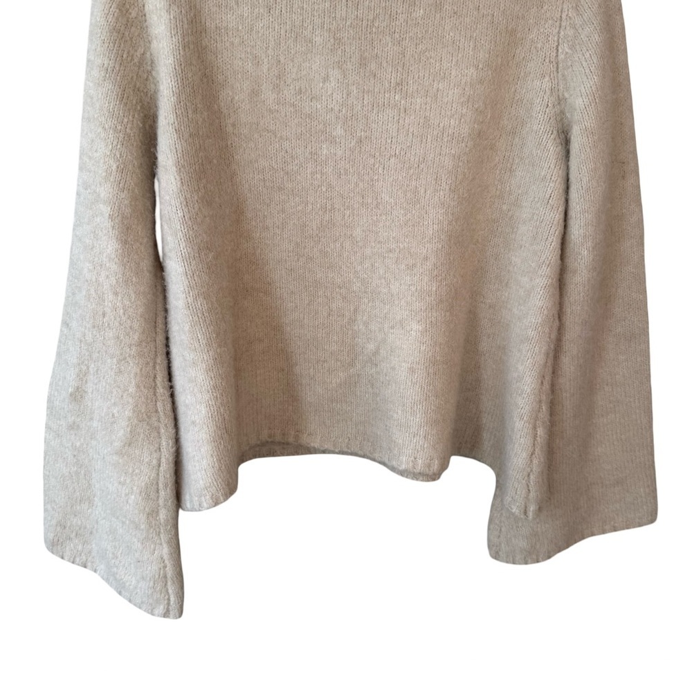 OAK + FORT V-Neck Cream Sweater With Bell Sleeves Size S Fluffy Texture Boho - Picture 14 of 14